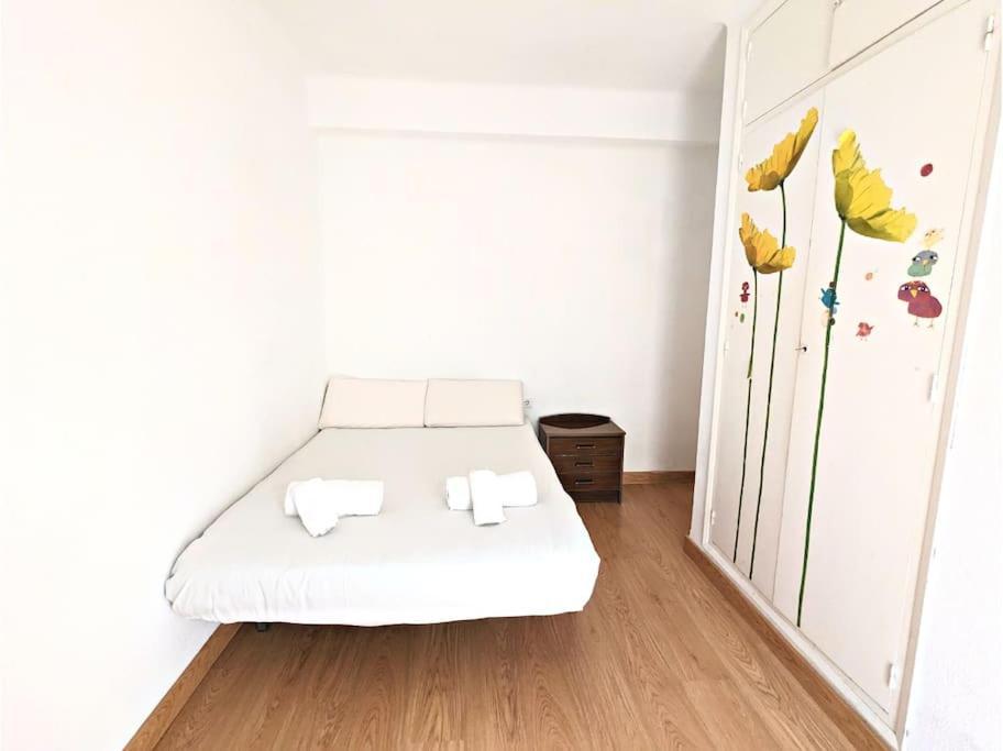 Appartement Entire 3 Flat In Center - Canast